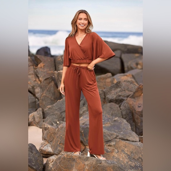 PRETTYGARDEN 2 Pc Outfit Short Sleeve Wrap V Neck Crop Tops Wide Leg Pants Set - Picture 4 of 12